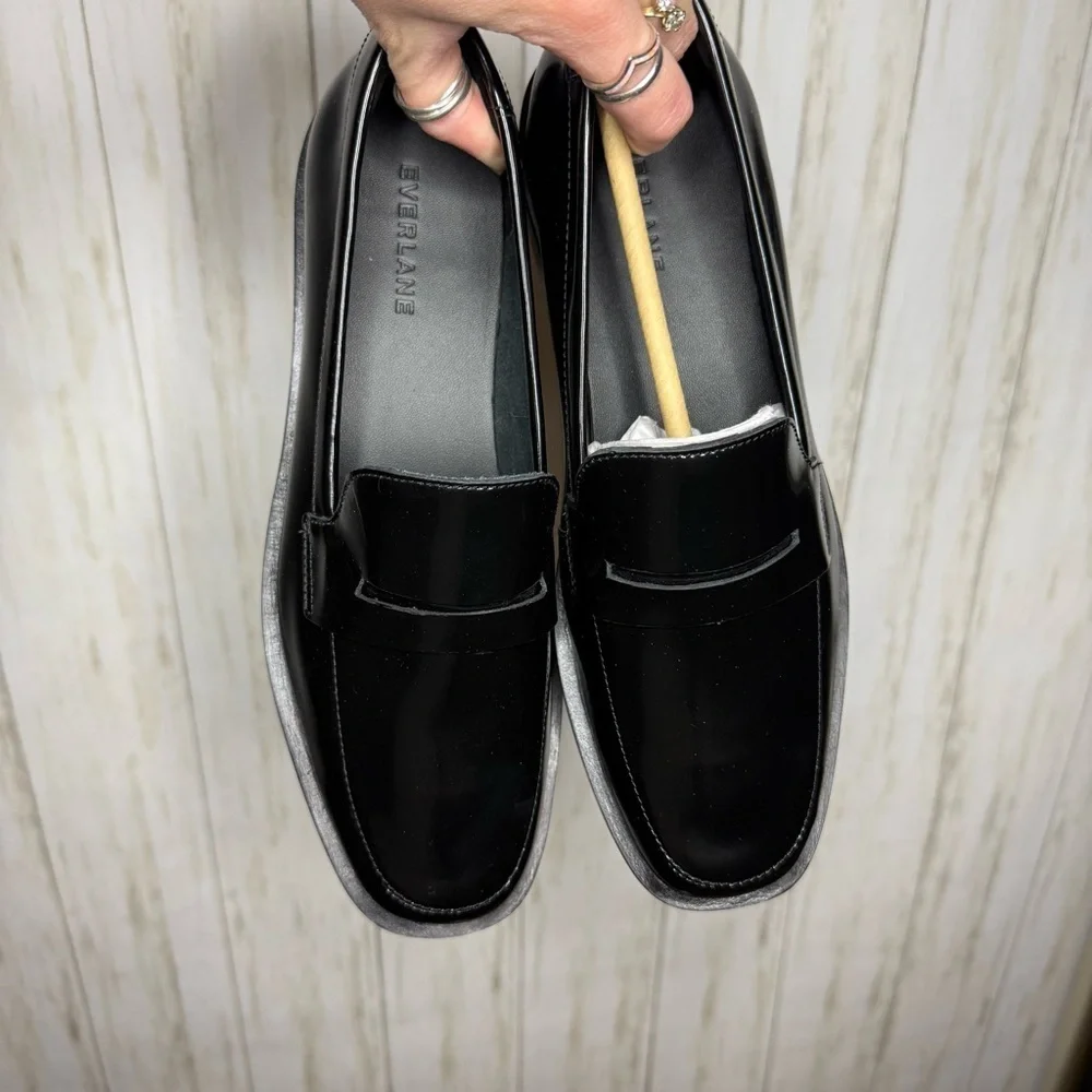 Everlane NWOT Womens 8.5 Classic Black Loafers
